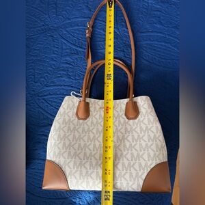 Stylish Tan and Cream Women's Bag